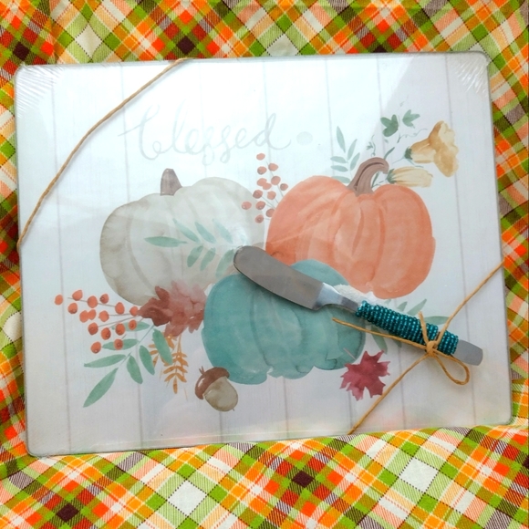 Robert Stanley Collection Other - Pumpkin Glass Charcuterie Board Set Beaded Teal Cheese Spreader